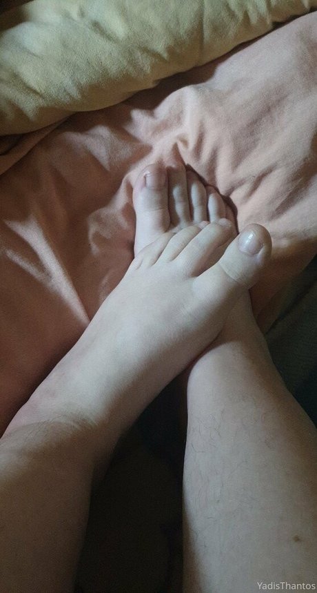 Yadisthantos star naked picture