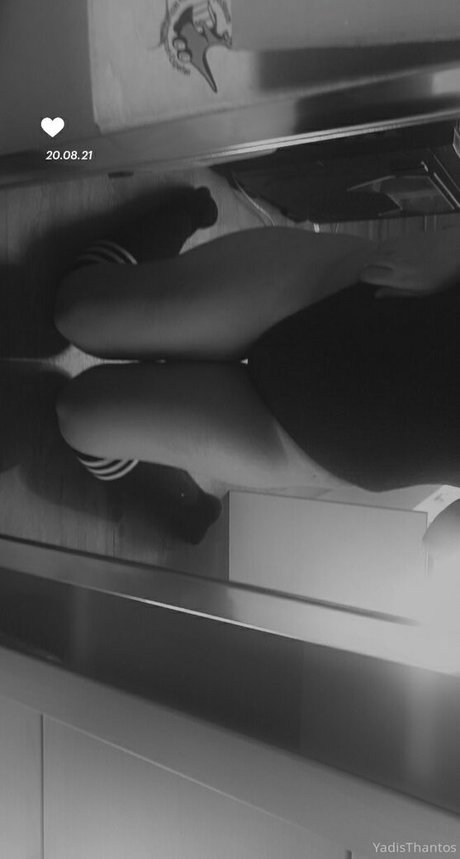 Yadisthantos pornstar nudes images