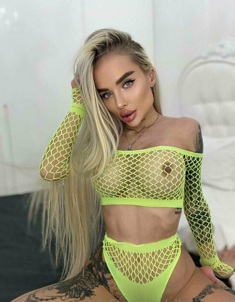 fart onlyfans pornographic picture