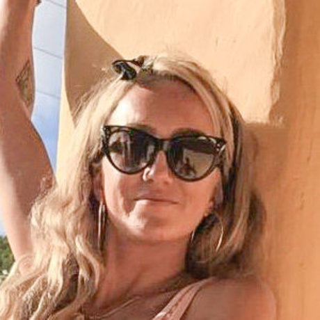 Miki Weber sexy actress photo