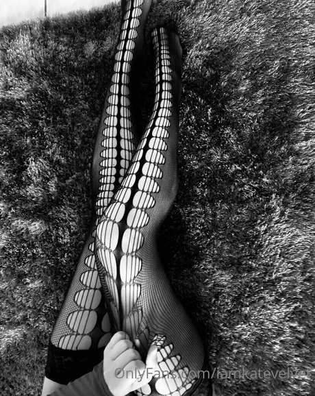 katerinavelvet naked model images