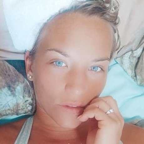 blonde handjob onlyfans free nude images