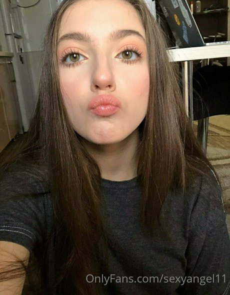 sofiaa2307 pornstar sex pic