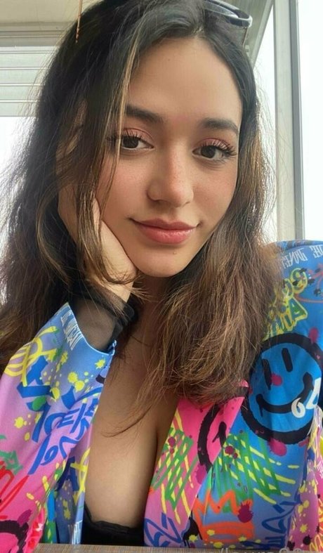 laura99x top actress photos