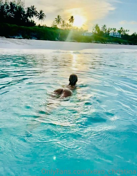 xoxo christina nudes star archive