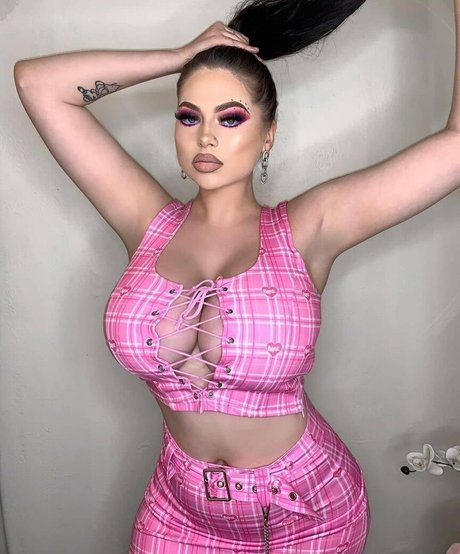 colvincherry high quality model image