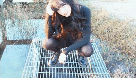 blonde babe onlyfans hot picture