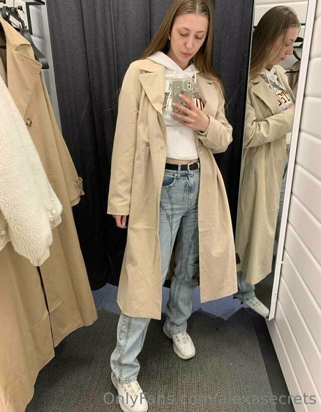 alexasecrets star nudes pictures