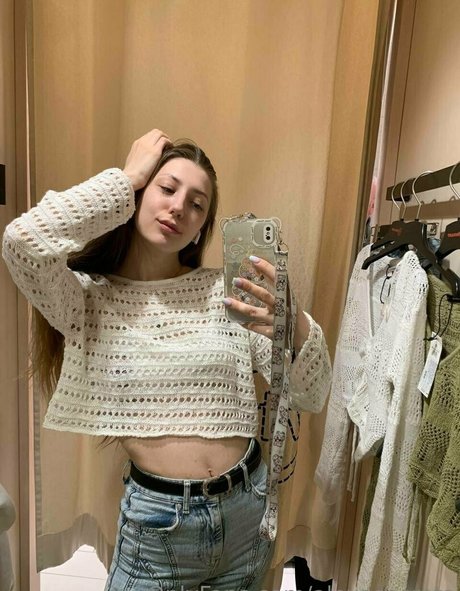 alexasecrets exclusive model pic