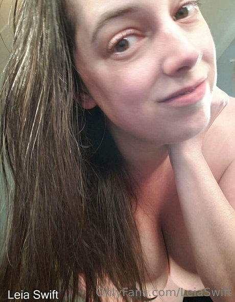 leiaswift nice pornstar pictures