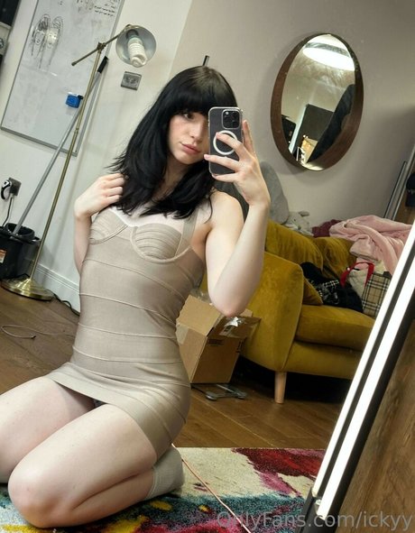 ickyypeach pornstar art pictures