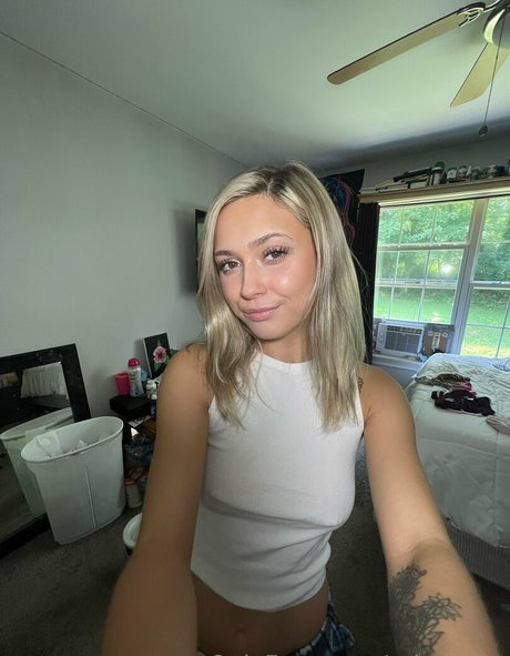 ariagypsy pornstar erotic galleries