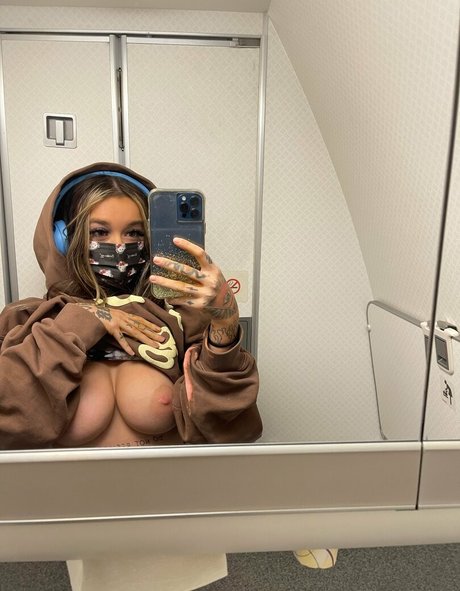 jazvip naked actress galleries