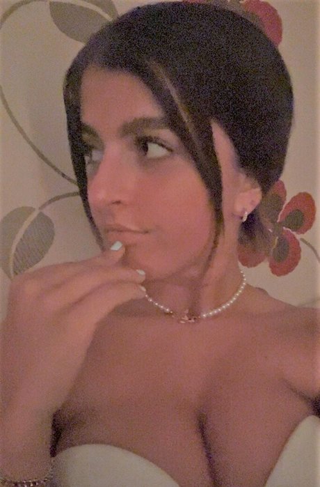 Izzy Taffs top star pictures