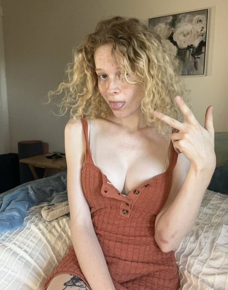 strawberry milk onlyfans nice archive