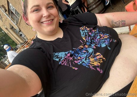 celiabbwfree porn actress gallery