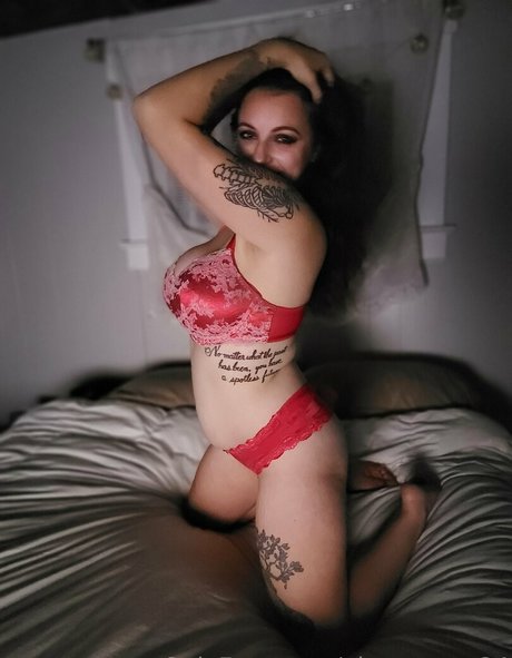 alexxrenee24 naked model photo