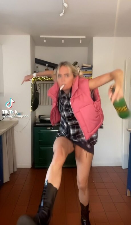 Amy Jo Simpson pornstar top image