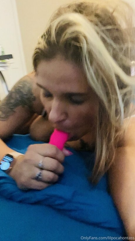 lilpocahontass naked model images