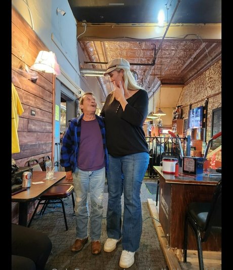 seechellethegoddess naked pornstar gallery