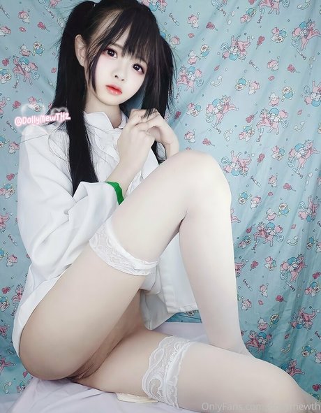 old young lesbian onlyfans art nude images