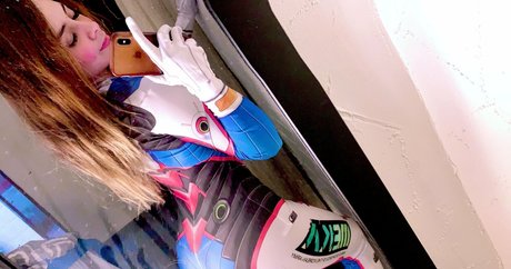 Jezzylush pornstar erotic pics