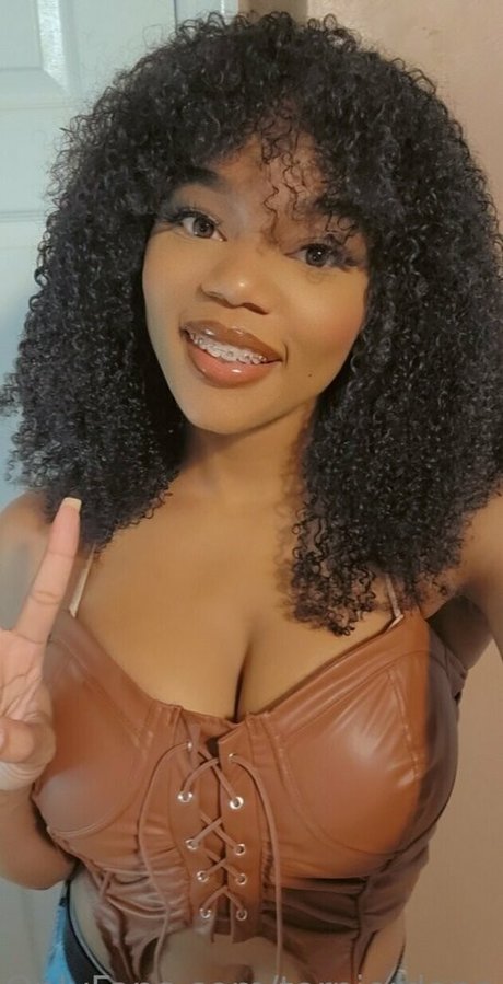 tornjordans sexy model archive