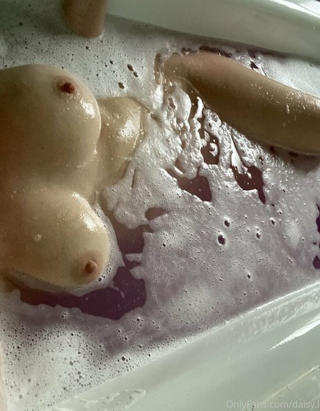 daisy l art model pics