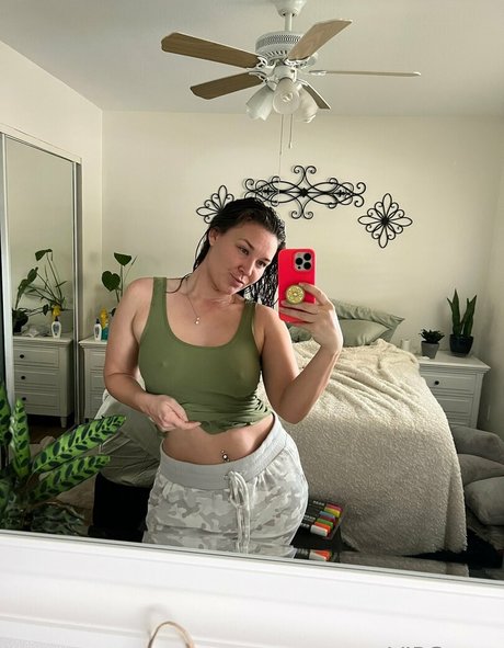 courtneylynnfree model perfect gallery