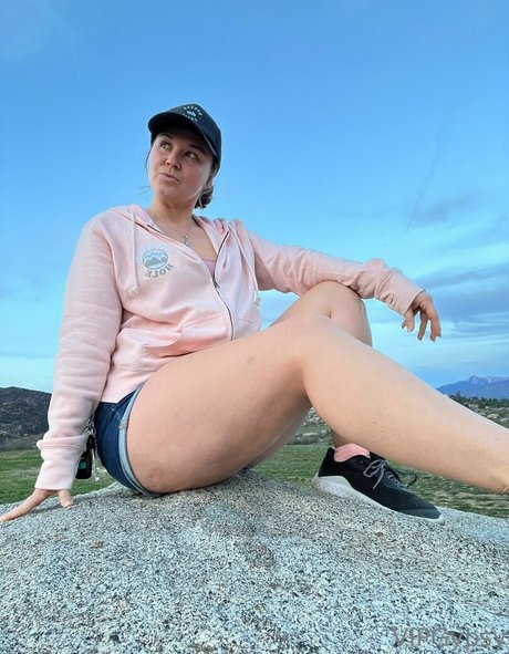 courtneylynnfree perfect model images