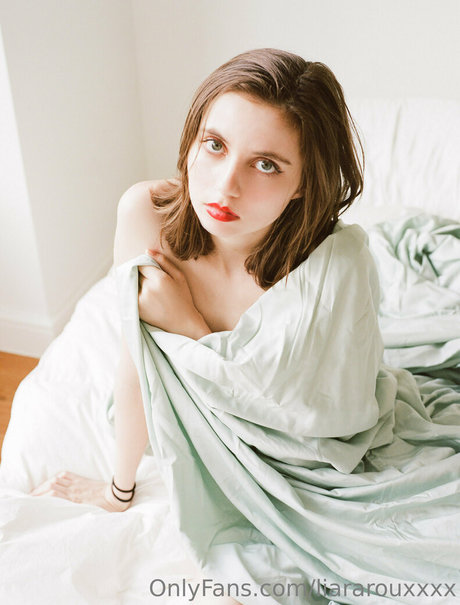 liararouxxxx star free img