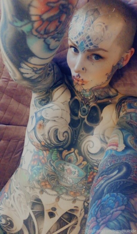 blonde muscle onlyfans free naked pics