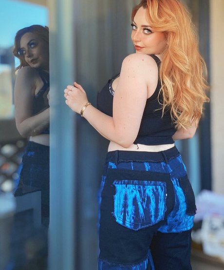 thick ass onlyfans free nude images