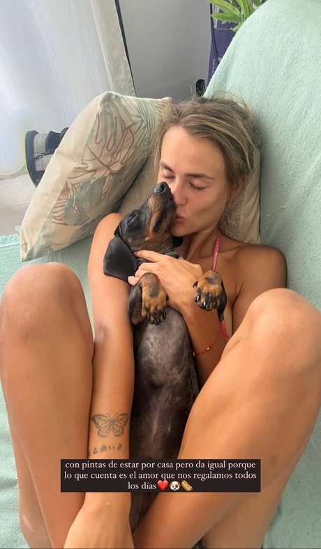 Meeryo7 pornographic model pic