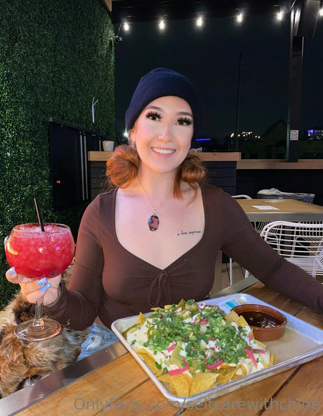 selfcarewithchloe pornstar hd gallery