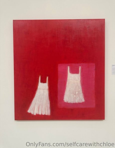 selfcarewithchloe model exclusive picture