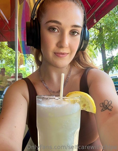 selfcarewithchloe pornstar xxx pics