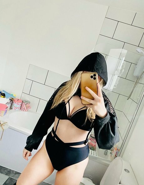 Femmefataleairsoft perfect pornstar img