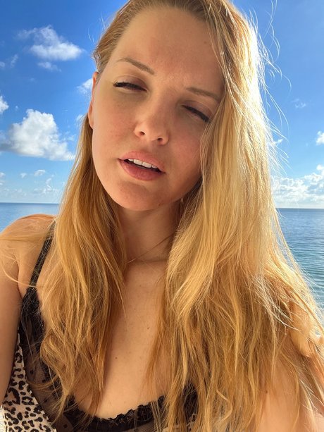 wife blowjob onlyfans art naked photo