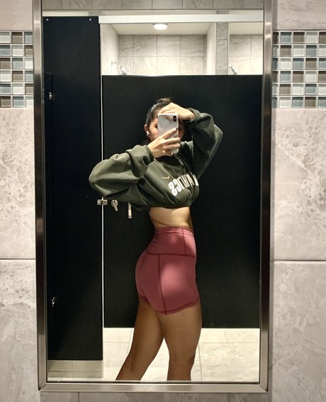 Mia Chung pornstar beautiful picture