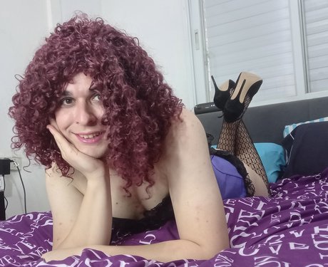 Sissy Mia star naked image