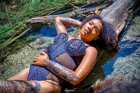 Jamaican Bxb_ star nude photos