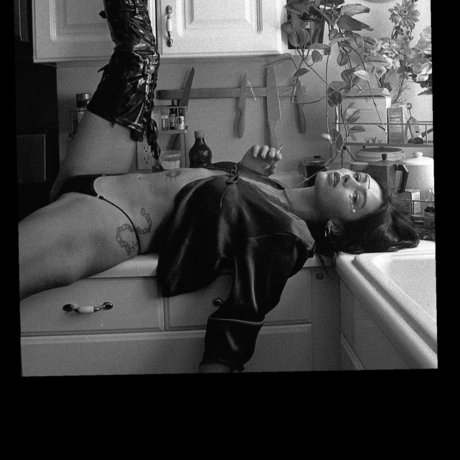 Evil Cutie star erotic picture