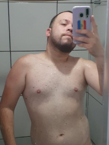 Hey Alem o model pornographic picture