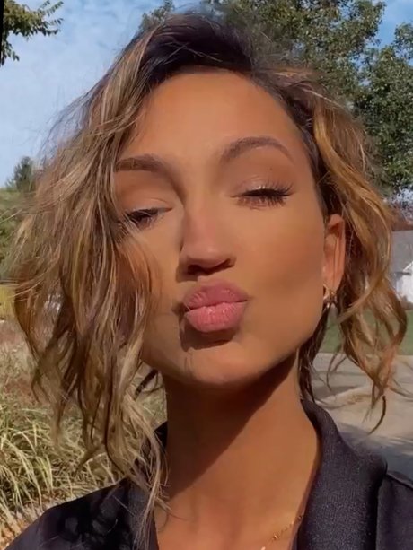 H E A R T T H R O B pornstar nude galleries