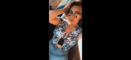 Deana model sexy pic