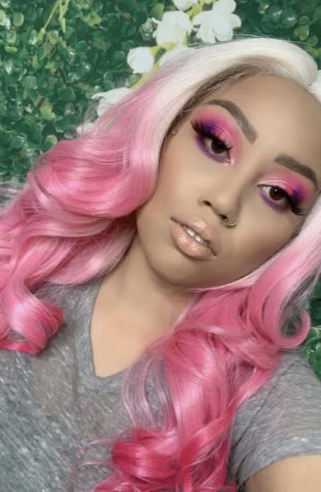 Aphrodite s model best image