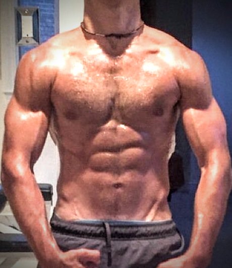 Mikabebe model top picture