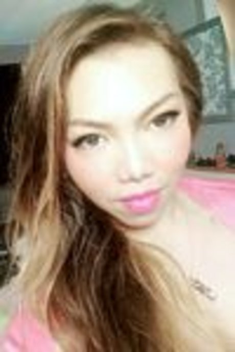 Michelle Caviar top model picture