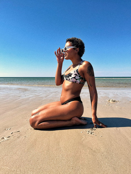 Big Ass Cass model sex photos